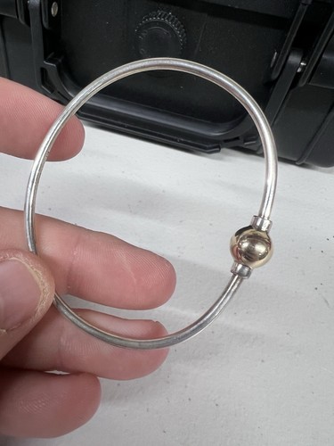 STERLING SILVER 925 + 14K YELLOW GOLD SINGLE BALL CAPE COD STYLE BANGLE BRACELET - Picture 8 of 12