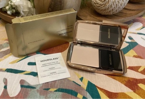 Hourglass Vanish Airbrush Pressed Powder Translucent Light New in Box Full Size