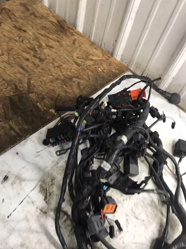 14 Triumph Rocket III 3 Touring cableado arnés telar Foto 4 de 4