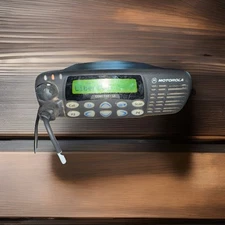 Motorola CDM1550 LS VHF-UHF Transceiver AAM25RKF9DU5AN two-way radio