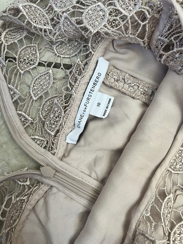 Vestido Vaina Diane Von Furstenberg Kinchu Rubor Desnudo Encaje Sin Mangas Boho Hada - Imagen 9 de 9