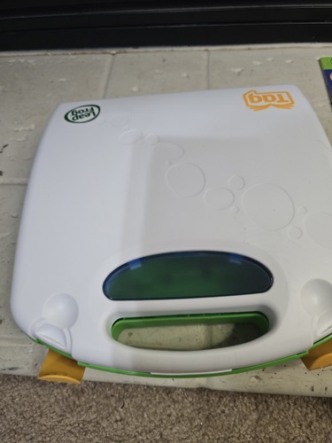 LeapFrog Tag Pen Book Explorer/Reader Carrying Case — With Books - Picture 2 of 11