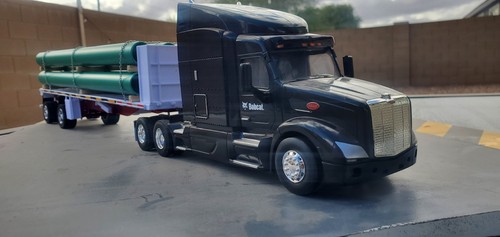 1/32 ERTL PETERBILT 579  SEMI TRACTOR, WITH NEW RAY TRAILER (CUSTOM) - Picture 4 of 12