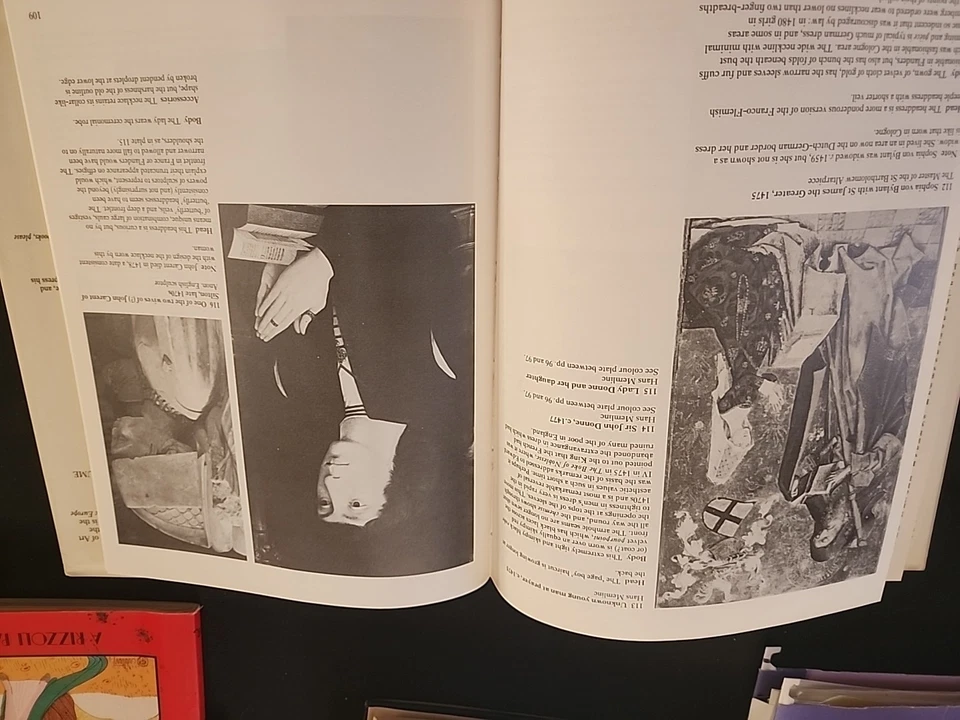 Visual History of Costume: 14th and 15th Centuries, Margaret Scott HB re-enactor - Image 3 of 4