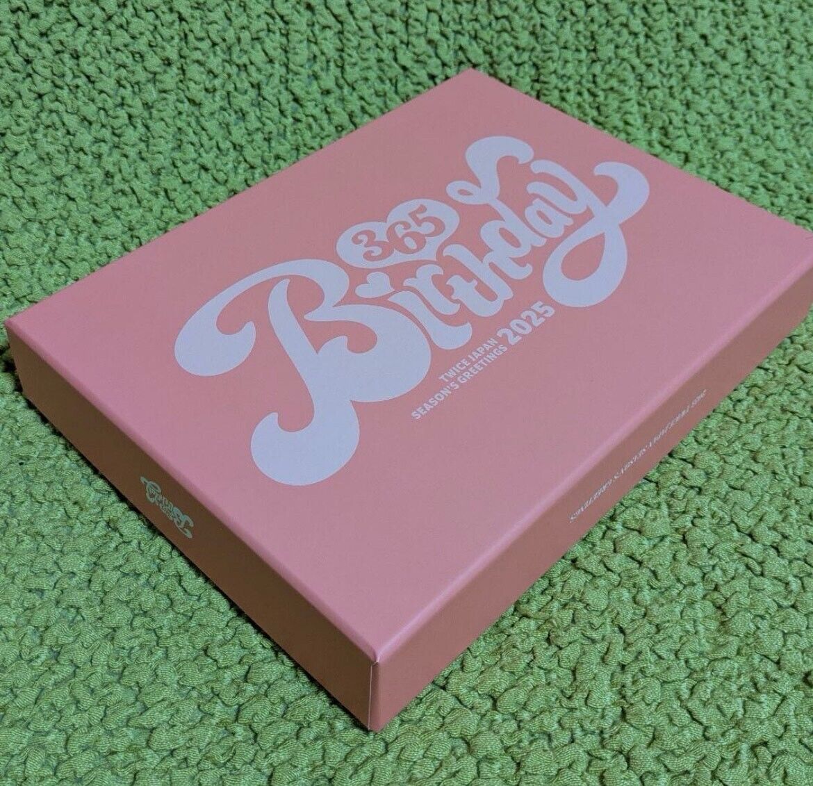 TWICE JAPAN SEASON'S GREETINGS 2025 BIRTHDAY365 New Sealed TWICE JAPAN SEASON'S GREETINGS 2025 BIRTHDAY365 New Sealed
