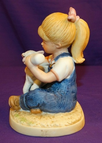 1985 DENIM DAYS PORCELAIN HOMCO FIGURINE NEW BEGINNINGS WITH DEBBIE & LAMB #1500 - Picture 3 of 6
