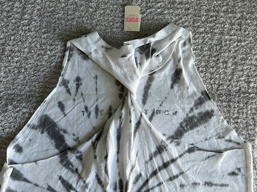 PINK Victoria’s Secret Tank Shirt Women’s Large White Tie Dye Sweat Workout Gym - Picture 4 of 13
