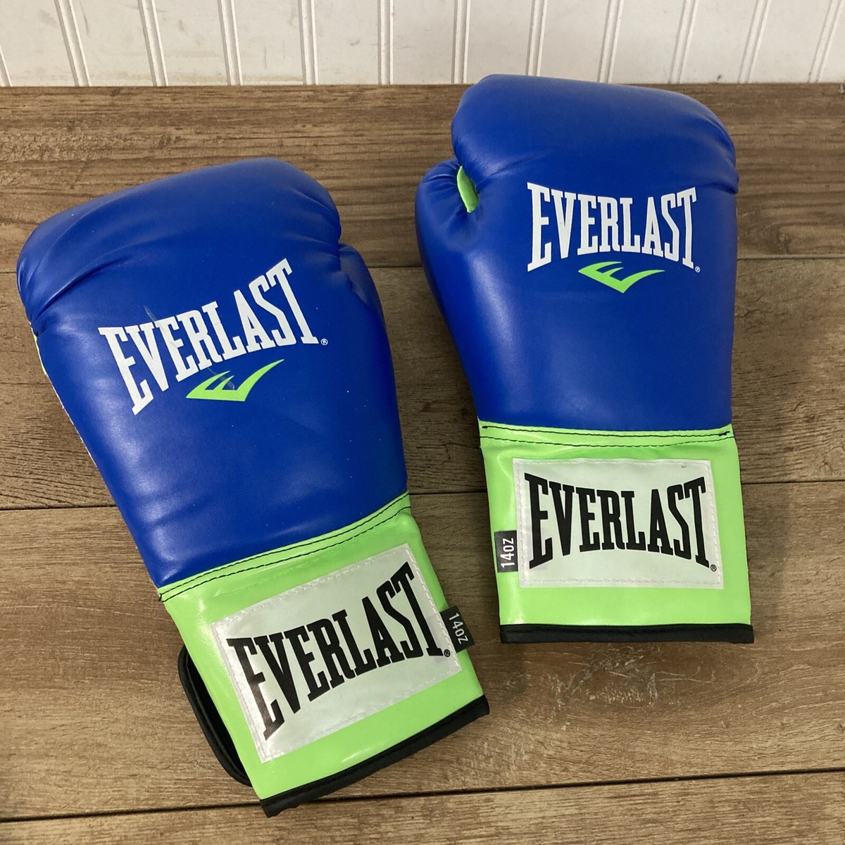 EVERLAST ボクシンググローブ グリーン 12オンス EVERLAST ボクシンググローブ グリーン 12オンス EVERLAST