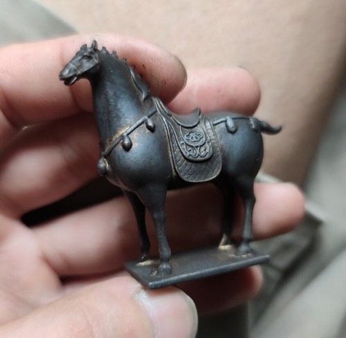 Estatua de caballo guerrero Tang de bronce chino ejército caballo estatuilla decoración coleccionable - Imagen 4 de 6