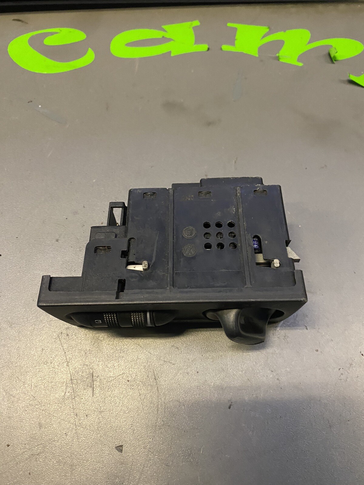 Picture 2 of 4