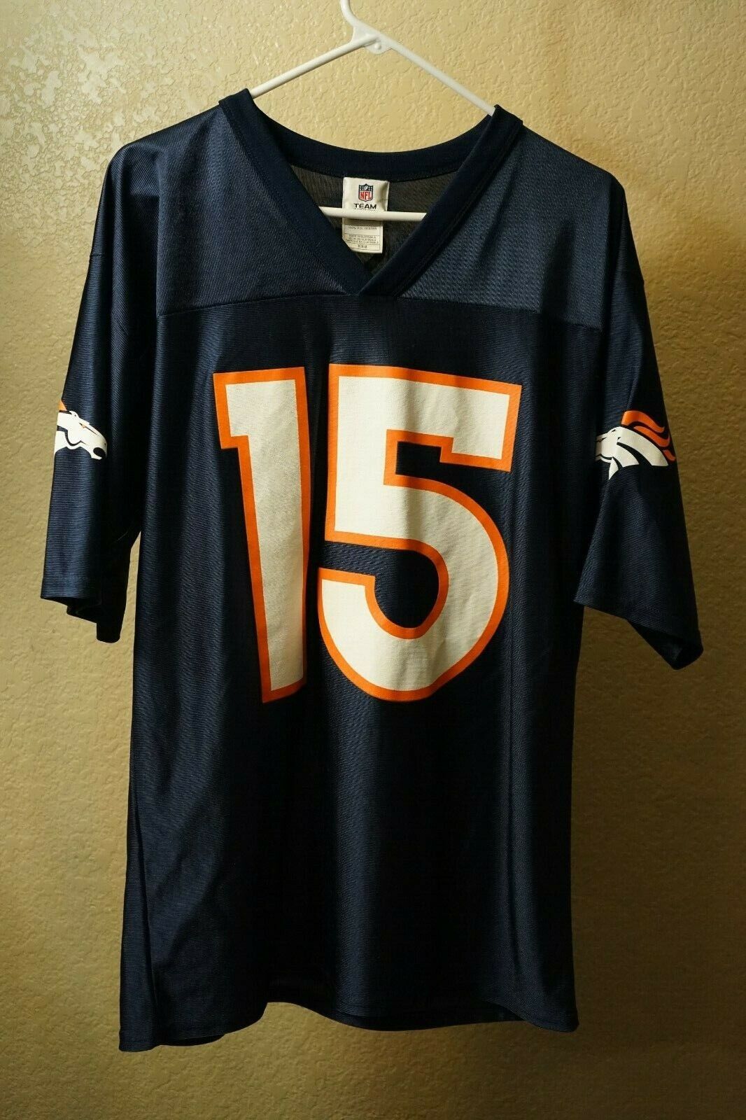 Picture 2 of 4