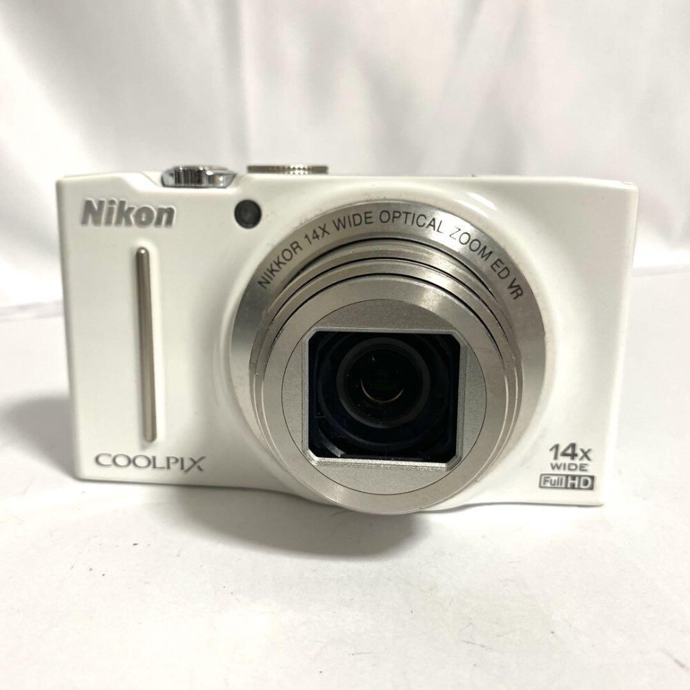 Nikon COOLPIX S8200 Digital Camera 16.1MP 14xOptical Zoom