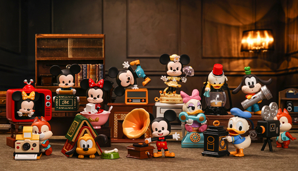 popmart Disney MICKEY Family 3体セット Pop Mart Disney Mickey Family Together Series Plush Keychain
