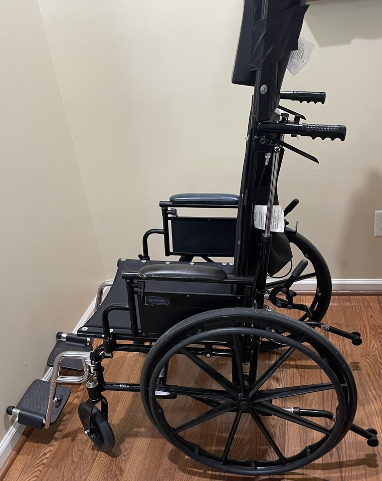 9000 XT Recliner High Back Wheelchair by Invacare with Removeable