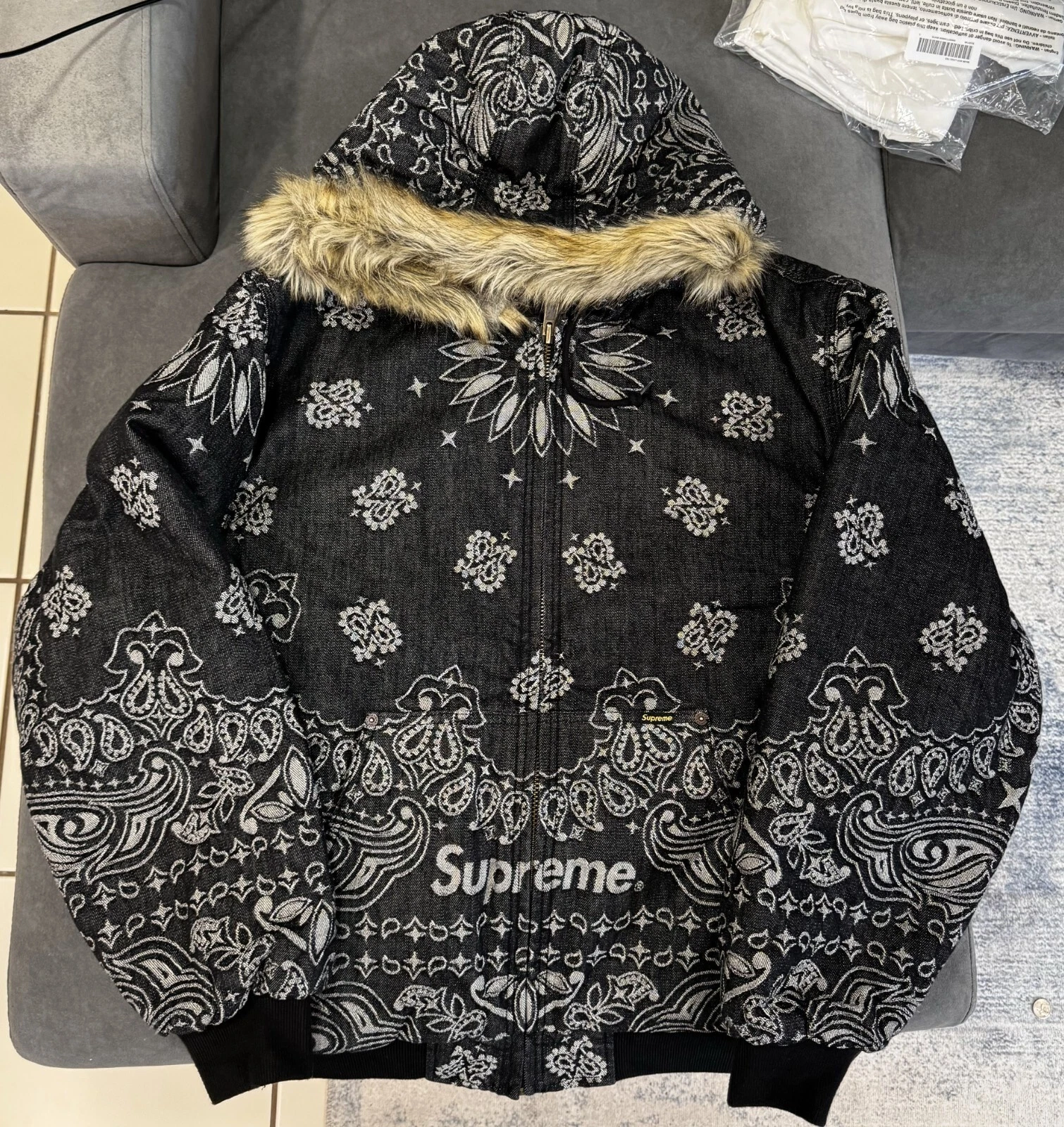 Taille L   Veste de travail à capuche Supreme Bandana Jacquard Denim Noir   NEUVE