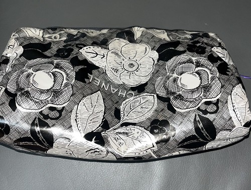 Chanel Camellia Cosmetic Pouch Printed Coated Canvas Medium - Picture 11 of 11