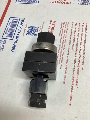 Greenlee 60018 1” Square Punch Complete Assy ED4U #3261 - Picture 22 of 24