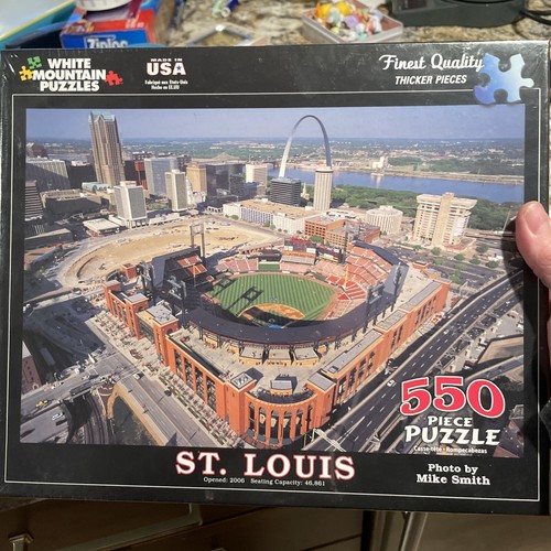 2006 White Mountain Jigsaw Puzzles, St Louis Cardinals Stadium, 550 Pieces NEW - Picture 2 of 6