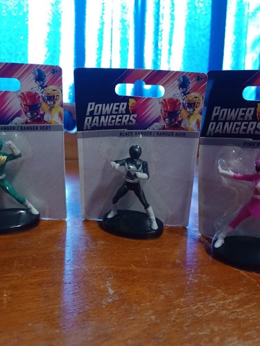 Power Rangers Figurines Complete Set Of 5 Mini Action Figures NEW - Picture 5 of 7