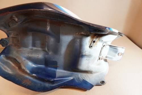 Honda VF400 F VF 400 NC13 1983-1985 Kraftstofftank Benzintank BESCHÄDIGT - Bild 15 von 15