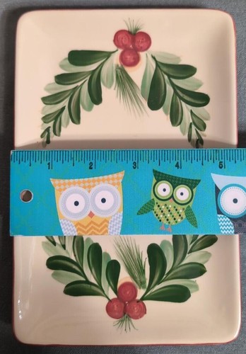 Gail Pittman Plates/Trays "Christmas Memories" Set of 4 - Picture 5 of 6