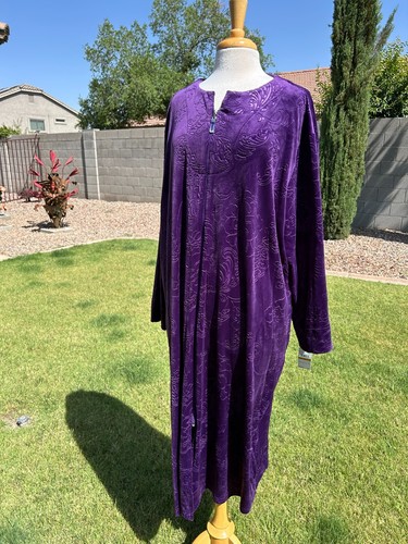 Miss Elaine Embossed Luxe Fleece Zip Front Robe 3X Plum $78 Long Length NWT - Picture 3 of 8