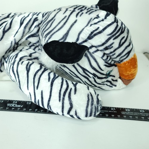 Almohada gigante grande de peluche de tigre blanco 23" rayas negras ojos azules - Imagen 4 de 8