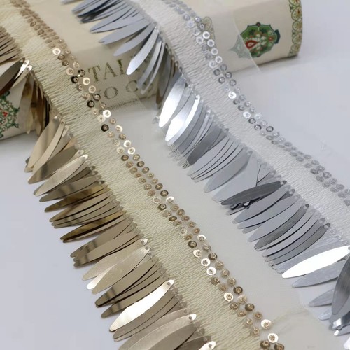 Sequin Trim Large Sequin Oval Disc 2.5" 6cm 4 DIFFERENT COLOURS - Picture 3 of 5