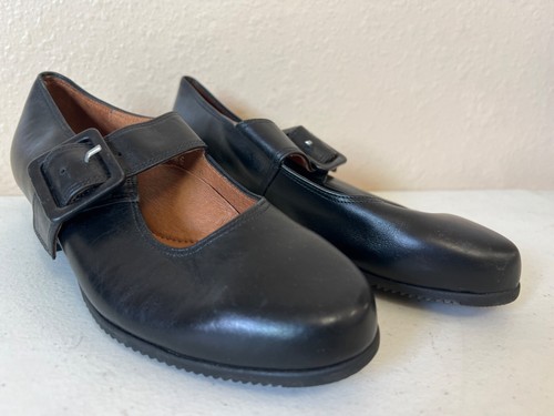 BeautiFeel Shooties Black Leather 1" Heels Women’s Sz 6 - Picture 1 of 6