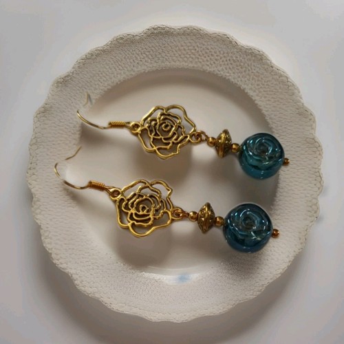 Vintage Style Blue Glass Bead earrings In Gold Plate.drop Dangle - Picture 12 of 12