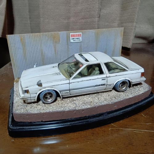 Toyota Soarer Z10 1/24 modello finito verniciato su misura TAMIYA Giappone - Foto 9 di 11