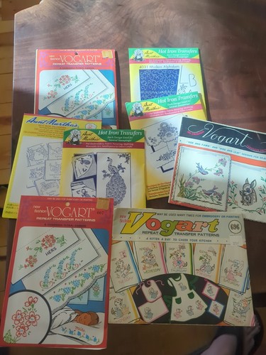 Vint Lot VOGART Aunt Martha's Hot Iron Transfers Pattern Embroidery Sewing Craft - Picture 1 of 9