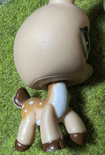 Littlest Pet Shop LPS #634 Deer Fawn - Brown Starburst Eyes Lot of 2 - Imagen 6 de 20
