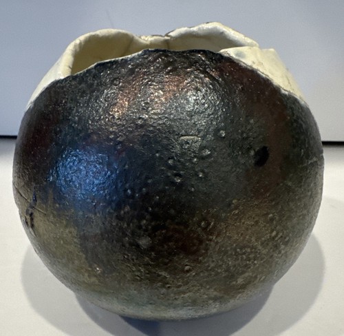 Japanese Studio Pottery Bizen Sphere Vessel Signed 5” Round Unique Vintage - Picture 5 of 12