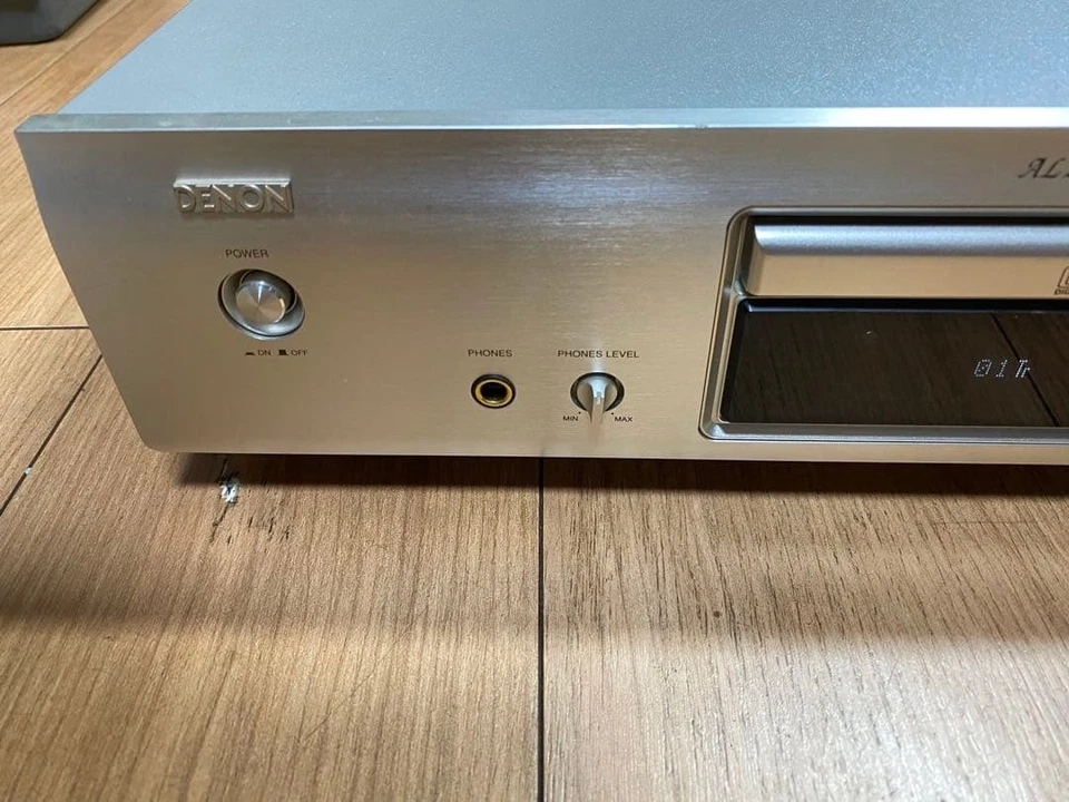 Denon DCD-755AE Reproductor de CD Grabadora Deck Plateado Usado de Japón Foto 3 de 4