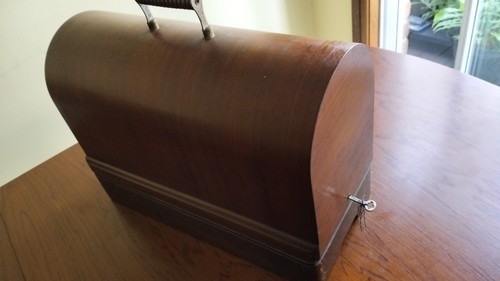 Singer sewing machine vintage - Picture 6 of 8