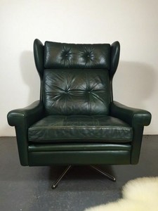 Vintage Retro Danish Dark Green Leather Swivel Chair By Svend