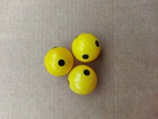 SUBBUTEO  -- LOT 3 BALLONS / BALLS VINTAGE    --