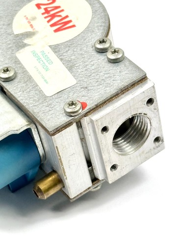 DUNGS BM 771SL-040 Gas Valve Modulator 24V RAC Worcester Bosch 24i Combi Boiler - Picture 5 of 10