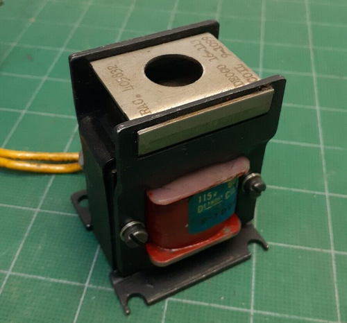 Solenoid Detroit Coil Valve Control (Laminated) Coil 9-1099 - 115v/60 - Picture 5 of 7