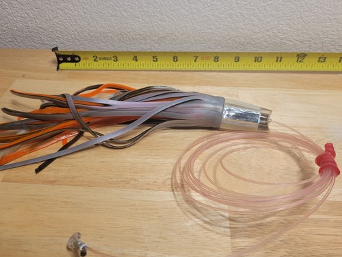 Joe Yee Honolulu Hawaii Big Game Fishing Lure Marling Rigged Orange/Black - Picture 4 of 4