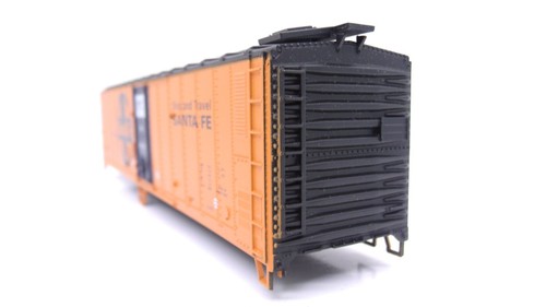 Athearn HO 50' Santa Fe Outside Braced Plug Door Reefer Train Car Kit 1630 1of2 - Picture 3 of 14