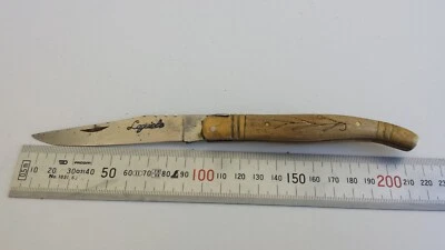 Charmant couteau vintage LAGUIOLE poignée en bois - Photo 1/4
