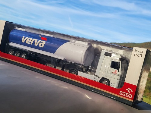 Druckguss Metall 1:43 Mercedes Verva Öltanker Knickgelenk LKW neuwertig in Gold box!