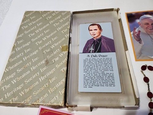 Religious Medals Pins Bracelet Pope Francis Pictures Rosary Saint John Neumann - Picture 6 of 6