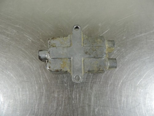 1994 Yamaha Timberwolf 250 2X4 Front Brake Cable Splitter Box - Picture 3 of 10