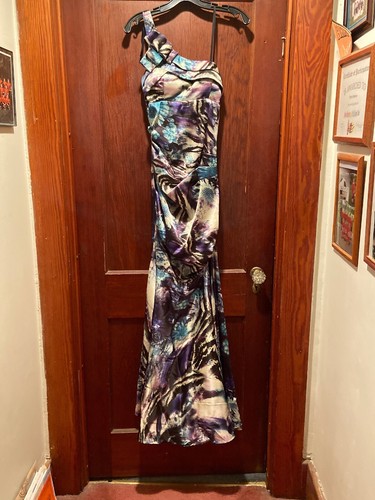 Size 4 Prom/Formal Dress