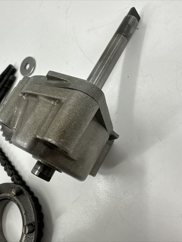 Speed Triple 1050 Engine Oil Pump Genuine Triumph 2011-2015 #R1 - Picture 4 of 11