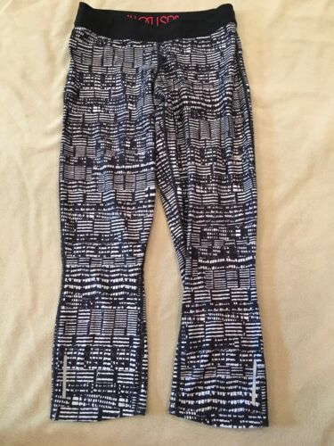 Nike Fitness Leggings Medium Drifit Black White Pattern - 第 1/5 張圖片