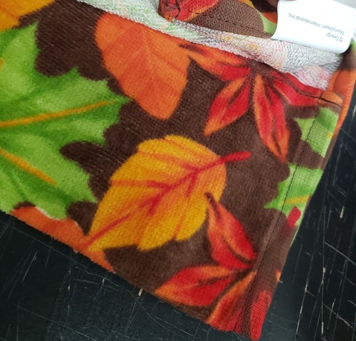 1 (One) Kitchen Printed Terry Towel (15"x25") AUTUMN. MULTICOLOR FALL LEAVES, MI - Picture 6 of 15